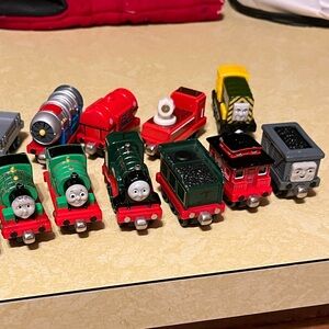 Thomas & Friends Multicolor Percy, Emily with tender Troublesome Truck